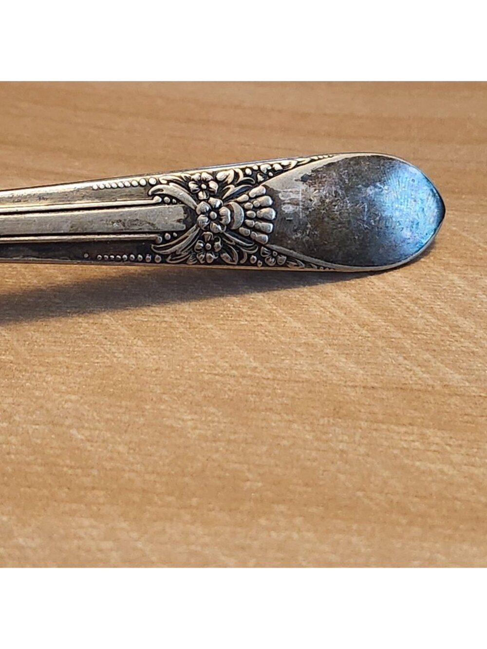WM Rogers IS Silverplate Spoon Beloved Pattern Floral Design 6" Vintage Flatware